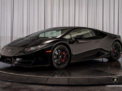 Used 2018 Lamborghini Huracan LP 580-2 image 7