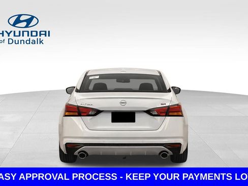 Used 2023 Nissan Altima 2.5 SR FWD image 7