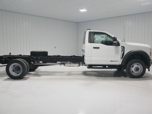 New 2024 Ford F550 4x4 Regular Cab Super Duty w/ XLT Value Package image 9