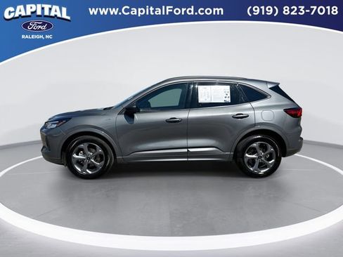Used 2023 Ford Escape ST-Line w/ Tech Pack #1 image 5