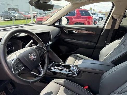 Used 2023 Buick Envision Avenir image 13