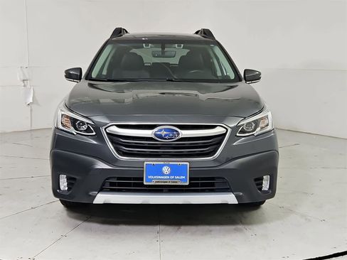Used 2020 Subaru Outback Limited image 9
