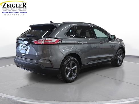 Used 2024 Ford Edge SEL w/ Sport Appearance Package AWD/4WD image 5