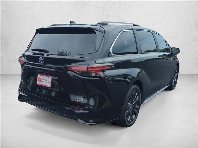 Certified 2024 Toyota Sienna XSE w/ XSE Plus Package FWD image 5