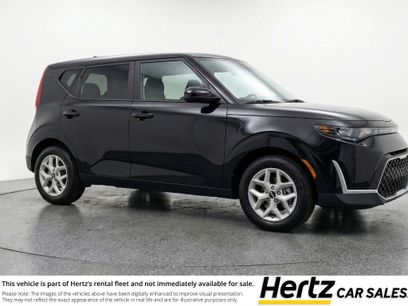 Used 2025 Kia Soul LX w/ LX Technology Package