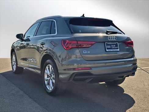 New 2025 Audi Q3 2.0T Premium image 5