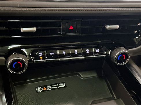 New 2025 Chevrolet Tahoe High Country image 17