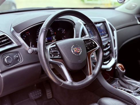 Used 2016 Cadillac SRX Luxury w/ Driver Awareness Package FWD image 11