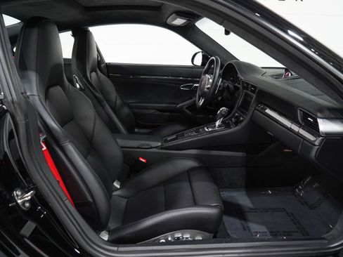 Used 2014 Porsche 911 Turbo S AWD/4WD image 14