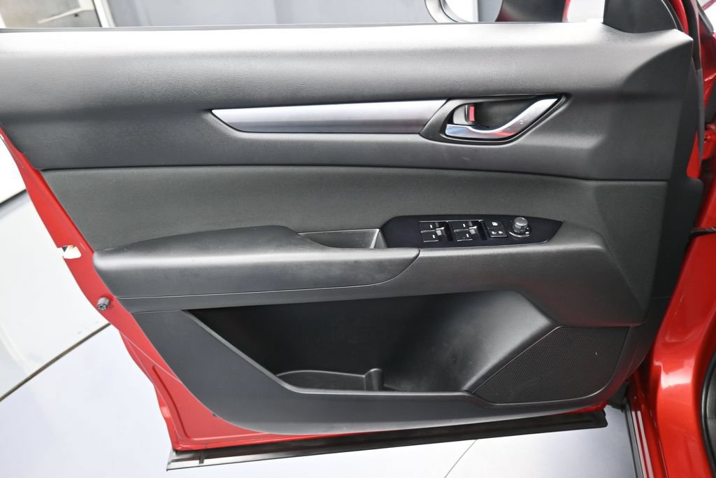 Used 2020 MAZDA CX-5 Sport FWD image 13