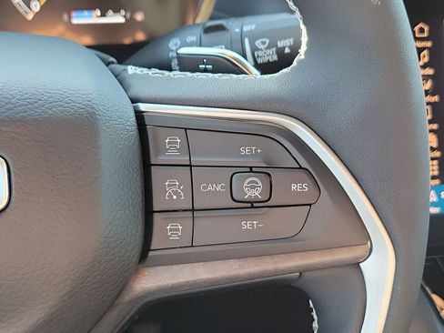 New 2026 Jeep Grand Cherokee Altitude RWD image 36