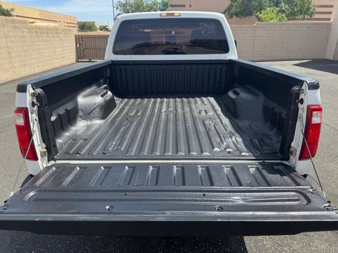 Used 2016 Ford F250 XL w/ Power Equipment Group AWD/4WD image 10