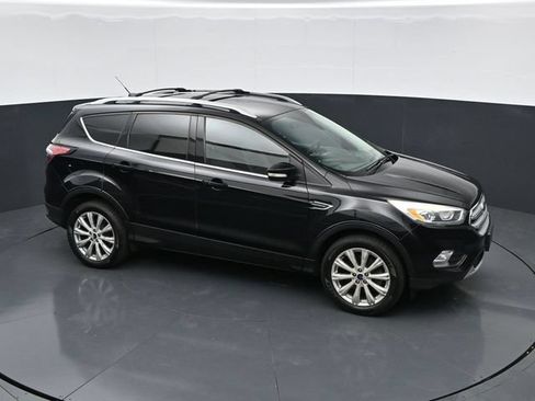 Used 2017 Ford Escape Titanium AWD/4WD image 28