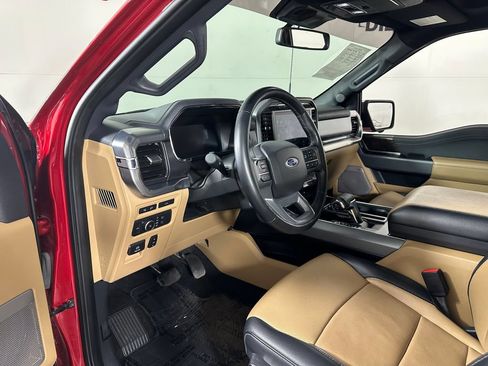 Used 2022 Ford F150 Lariat w/ Max Trailer Tow Package AWD/4WD image 14
