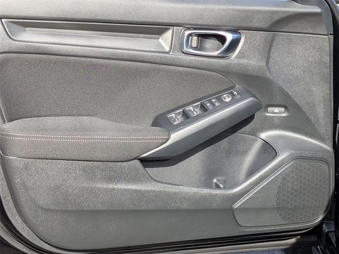 Used 2025 Honda Civic Sport image 18