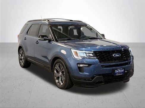 Used 2018 Ford Explorer Sport w/ Equipment Group 401A AWD/4WD image 8