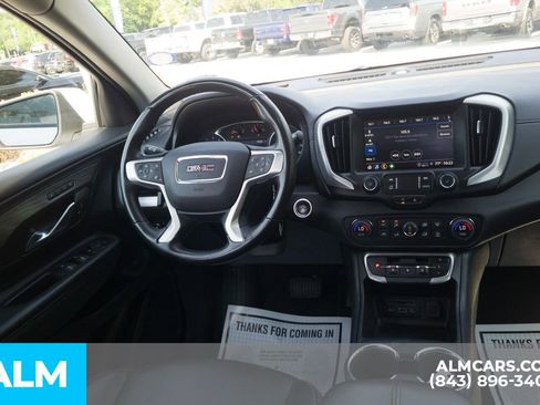 Used 2024 GMC Terrain SLT FWD image 22