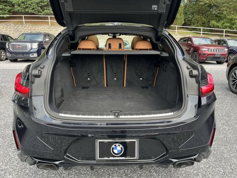 Used 2023 BMW X4 M40i w/ Shadowloine Package image 8