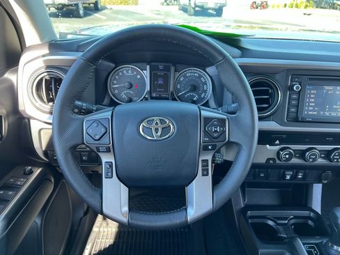 Certified 2019 Toyota Tacoma SR5 image 16
