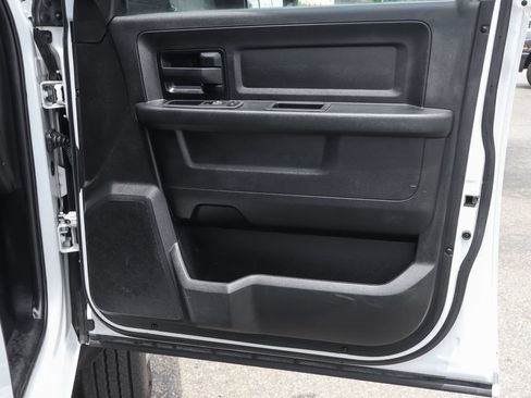 Used 2021 RAM 5500 Tradesman w/ Chrome Appearance Group RWD image 40