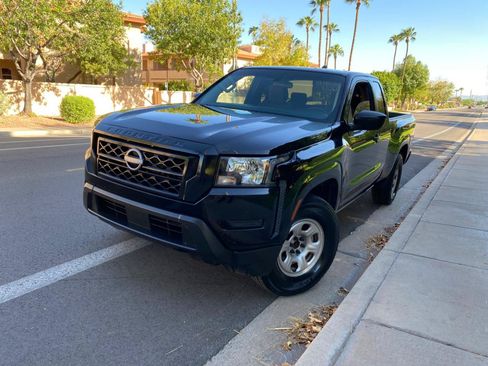 Used 2022 Nissan Frontier S RWD image 6