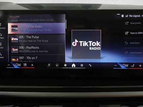 Used 2025 BMW X7 xDrive40i image 15