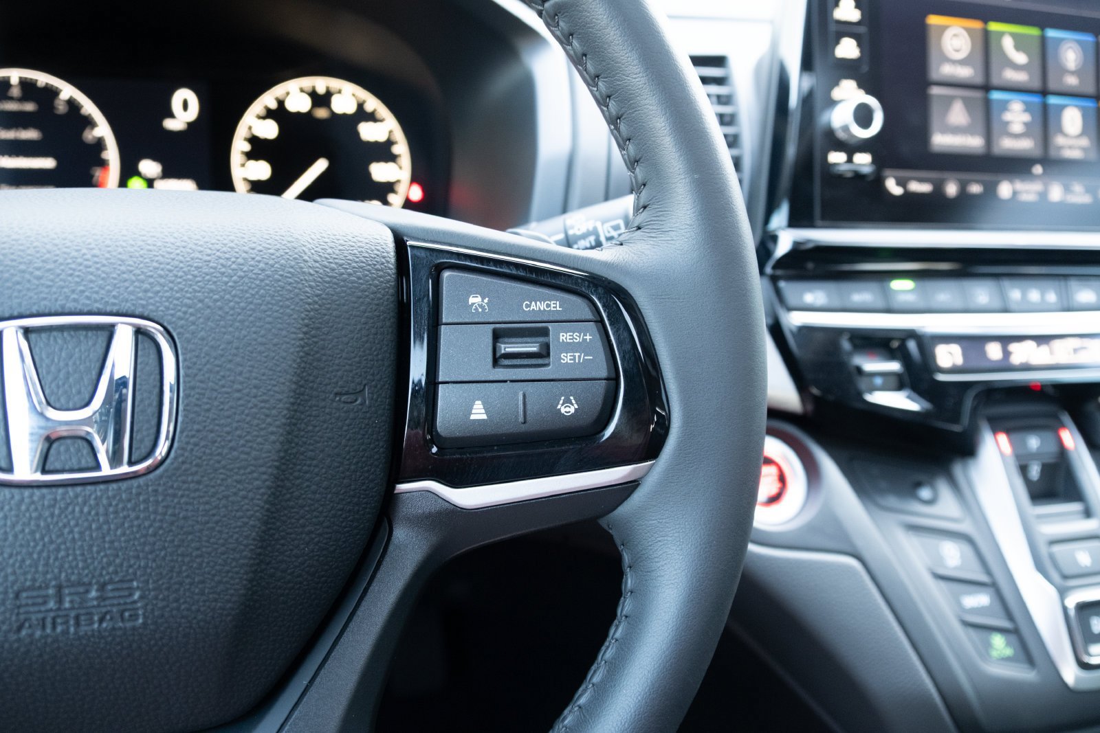 Used 2025 Honda Odyssey EX-L image 8