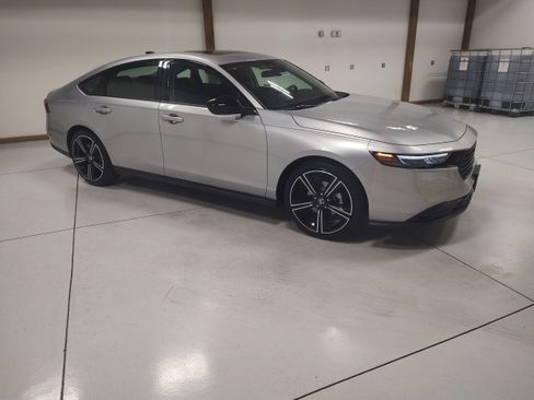 New 2026 Honda Accord SE image 2