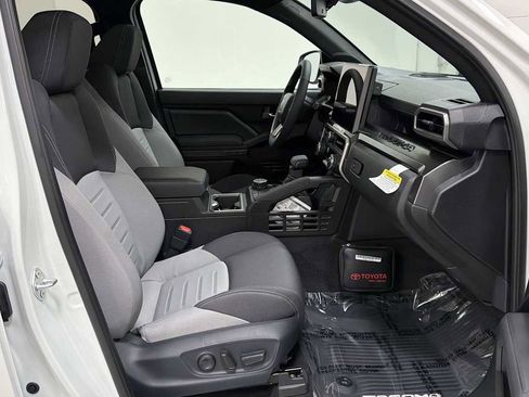New 2026 Toyota Tacoma TRD Off-Road AWD/4WD image 30