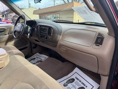 Used 1999 Ford F150 XLT image 13