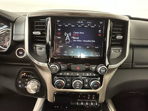 Used 2019 RAM 1500 Laramie AWD/4WD image 27
