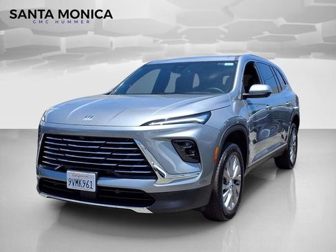 Used 2026 Buick Enclave Preferred FWD image 1