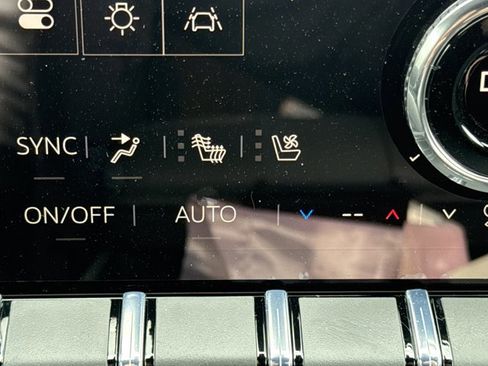 New 2026 GMC Acadia AT4 w/ Luxury Package AWD/4WD image 19