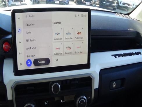 Used 2024 Toyota Tacoma TRD Off-Road image 24