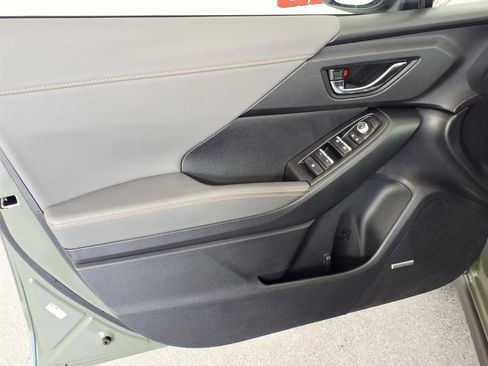 Certified 2025 Subaru Crosstrek 2.5i Limited w/ Crosstrek Mirror Package AWD/4WD image 13
