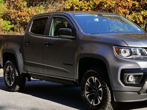 Used 2022 Chevrolet Colorado Z71 image 34