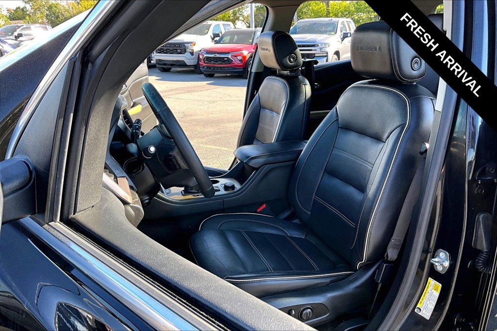 Used 2018 GMC Acadia Denali w/ Technology Package AWD/4WD image 6
