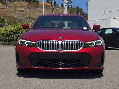 New 2026 BMW 330i Sedan w/ M Sport Package RWD image 3