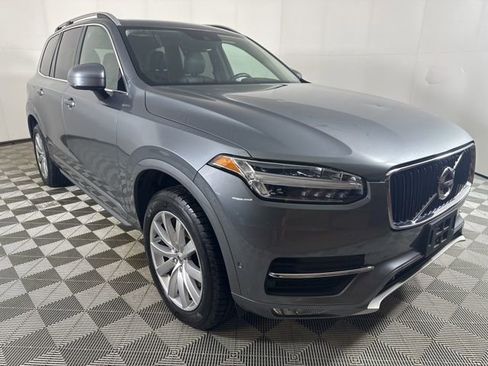 Used 2018 Volvo XC90 T5 Momentum w/ Convenience Package AWD/4WD image 1