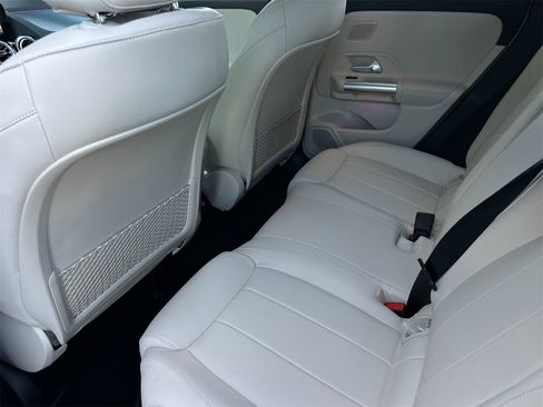 Certified 2025 Mercedes-Benz GLA 250 image 13