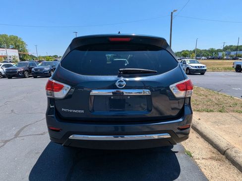 Used 2015 Nissan Pathfinder S FWD image 6
