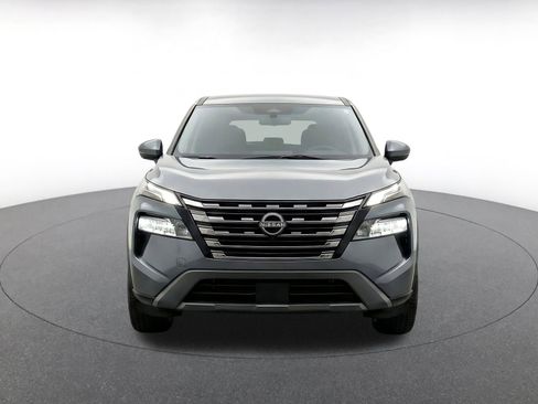 Used 2025 Nissan Rogue SV FWD image 2