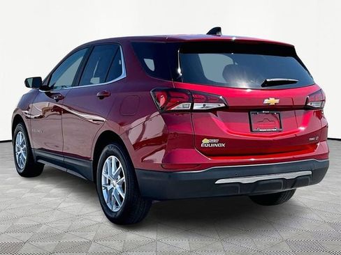 Used 2023 Chevrolet Equinox LT image 4