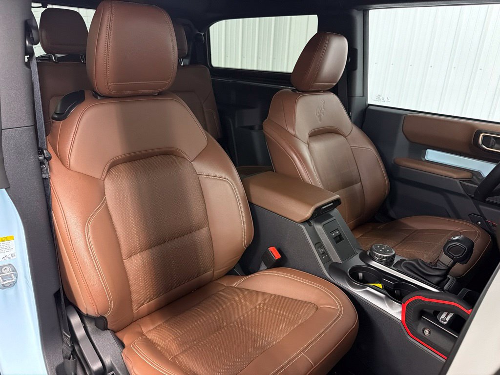 Used 2024 Ford Bronco Heritage Edition AWD/4WD image 15