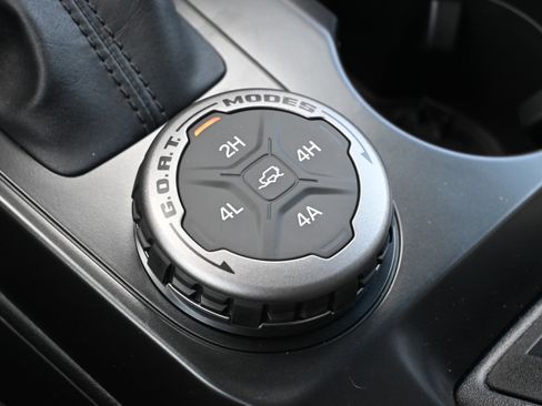 New 2026 Ford Bronco Outer Banks w/ Sasquatch Package AWD/4WD image 29