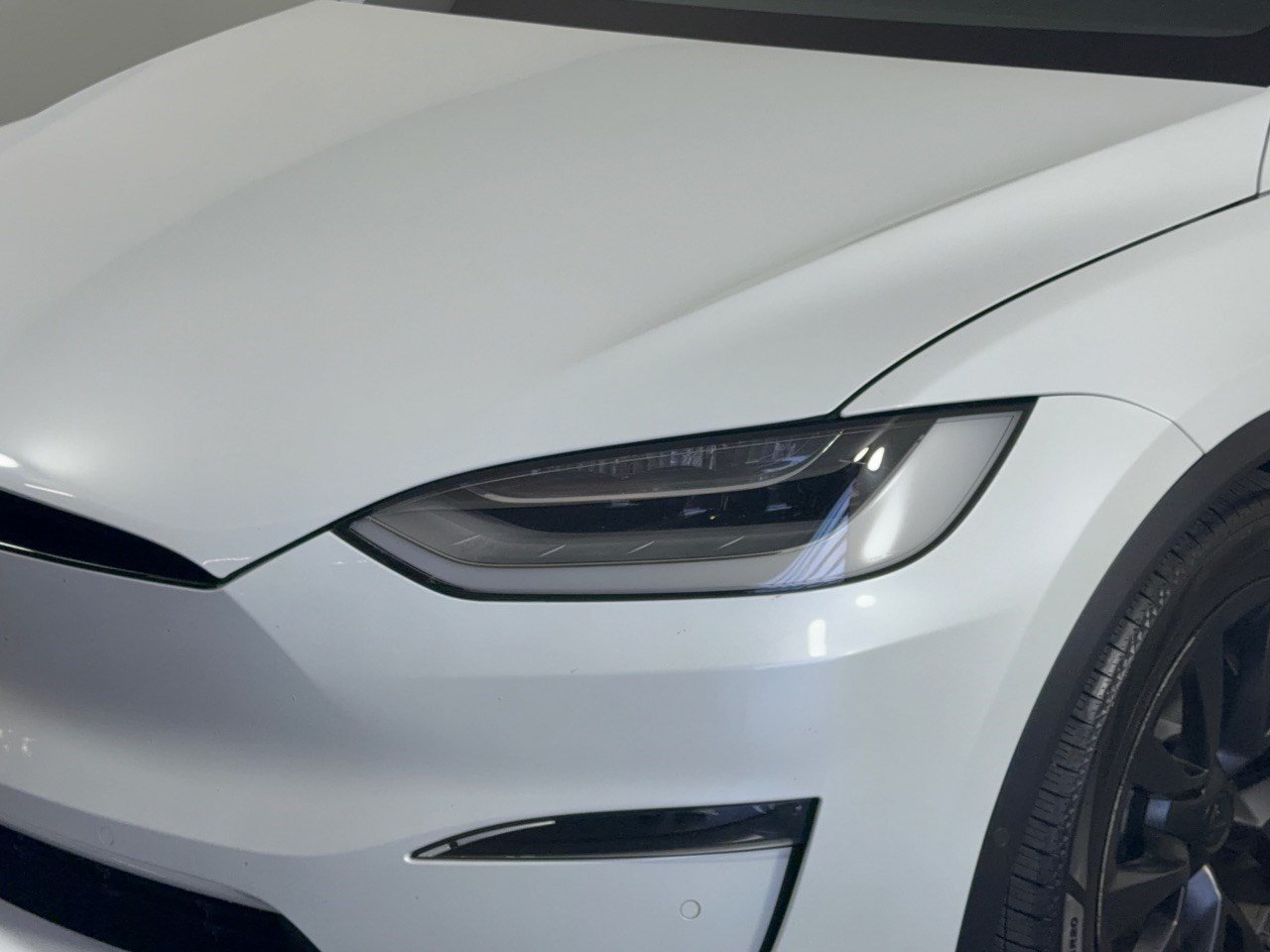 Used 2023 Tesla Model X AWD/4WD image 12