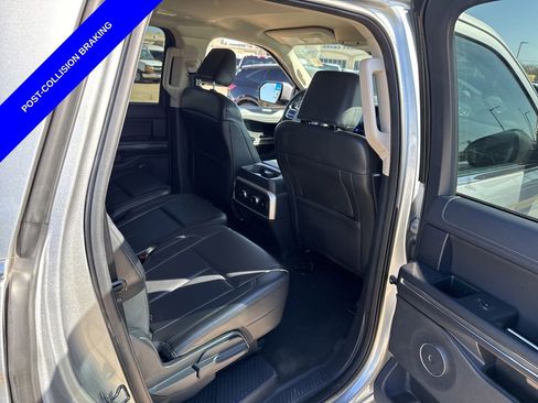 Used 2024 Ford Expedition Max XLT image 14