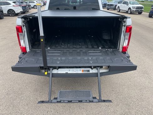 Used 2019 Ford F250 Lariat w/ Lariat Ultimate Package AWD/4WD image 33