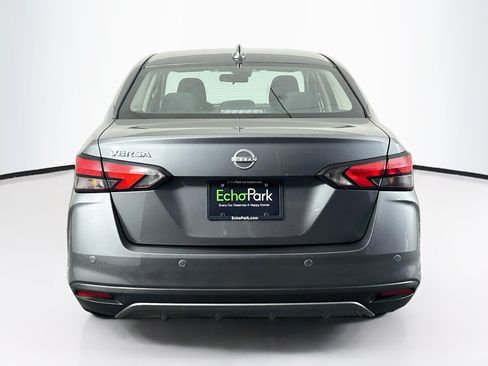 Used 2025 Nissan Versa SV FWD image 7