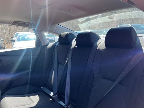 Used 2023 Honda Accord EX image 32